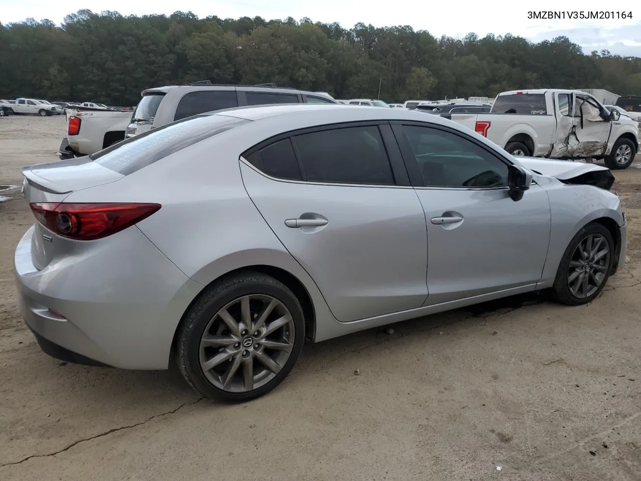 2018 Mazda 3 Touring VIN: 3MZBN1V35JM201164 Lot: 79494834