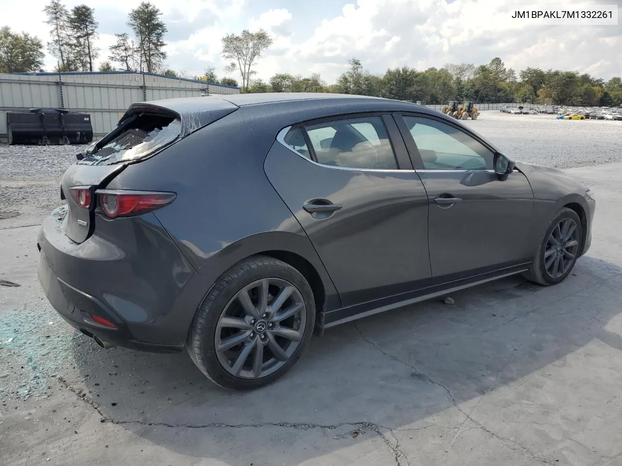 JM1BPAKL7M1332261 2021 Mazda 3 Select