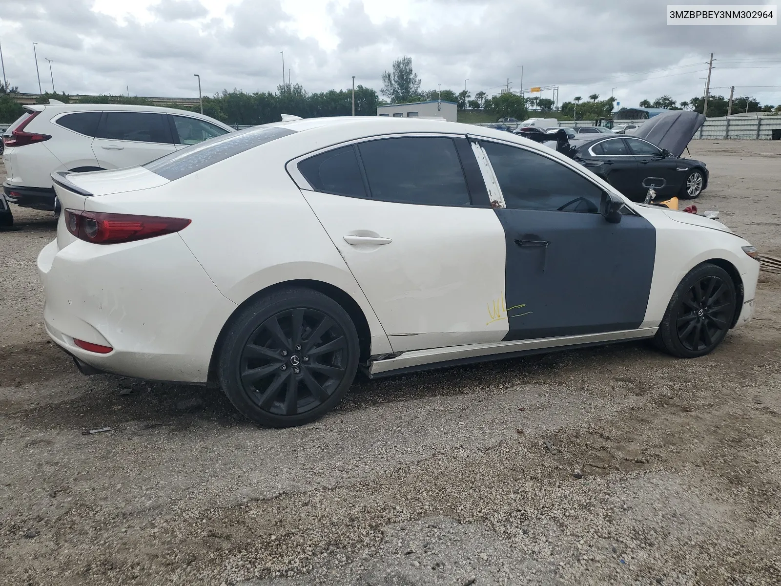 2022 Mazda 3 Premium Plus VIN: 3MZBPBEY3NM302964 Lot: 68762744