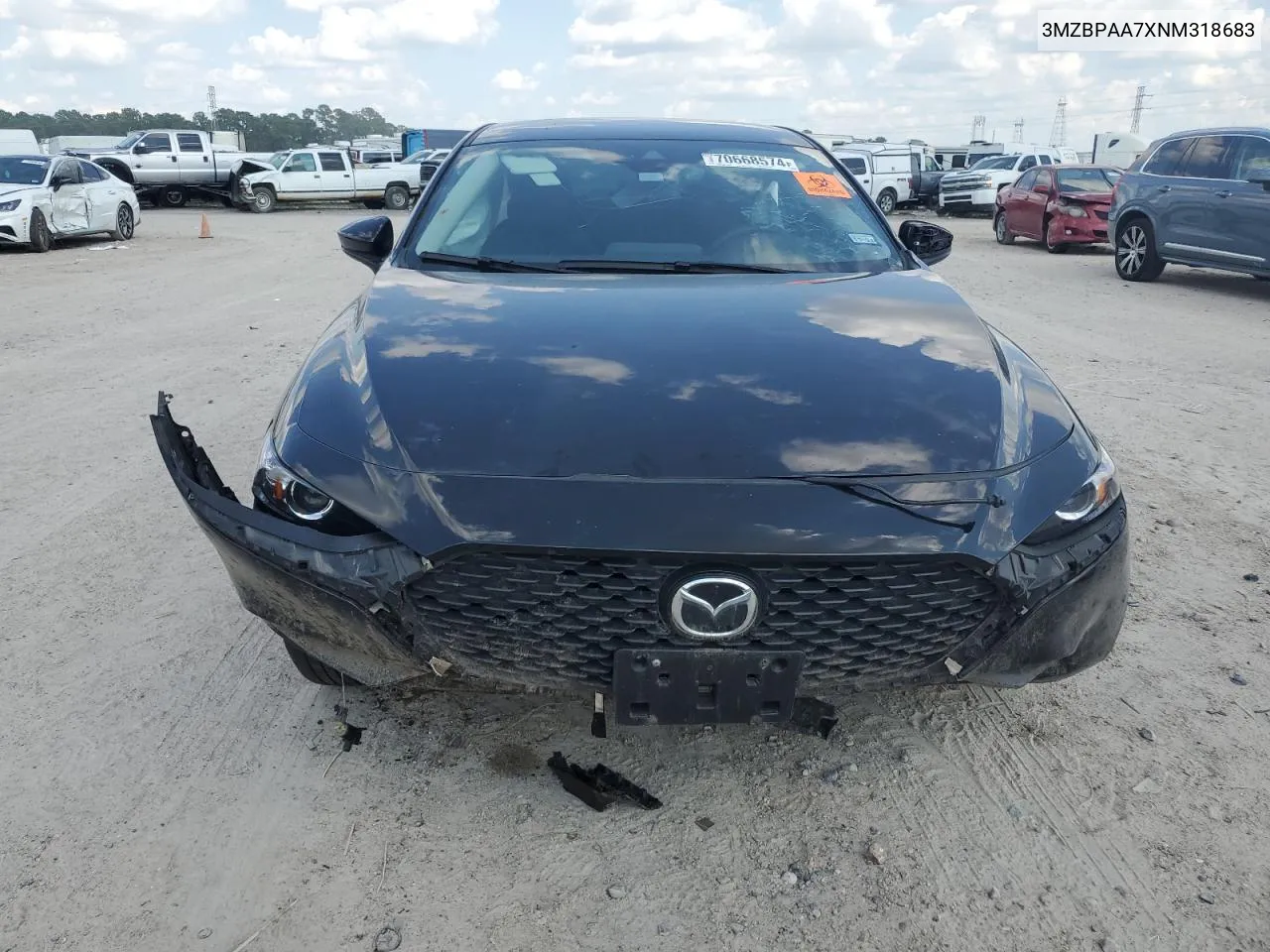 3MZBPAA7XNM318683 2022 Mazda 3