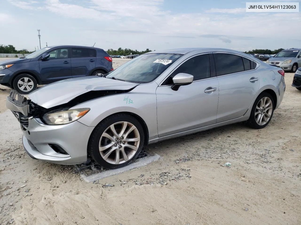 JM1GL1V54H1123063 2017 Mazda 6 Touring