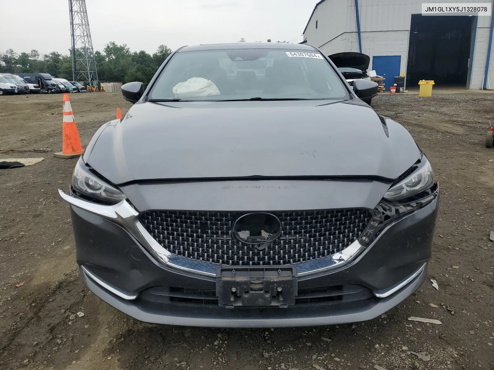 JM1GL1XY5J1328078 2018 Mazda 6 Signature