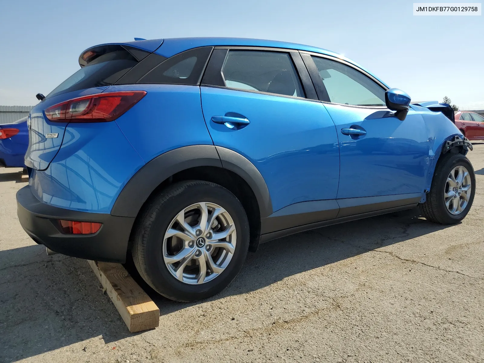 JM1DKFB77G0129758 2016 Mazda Cx-3 Sport