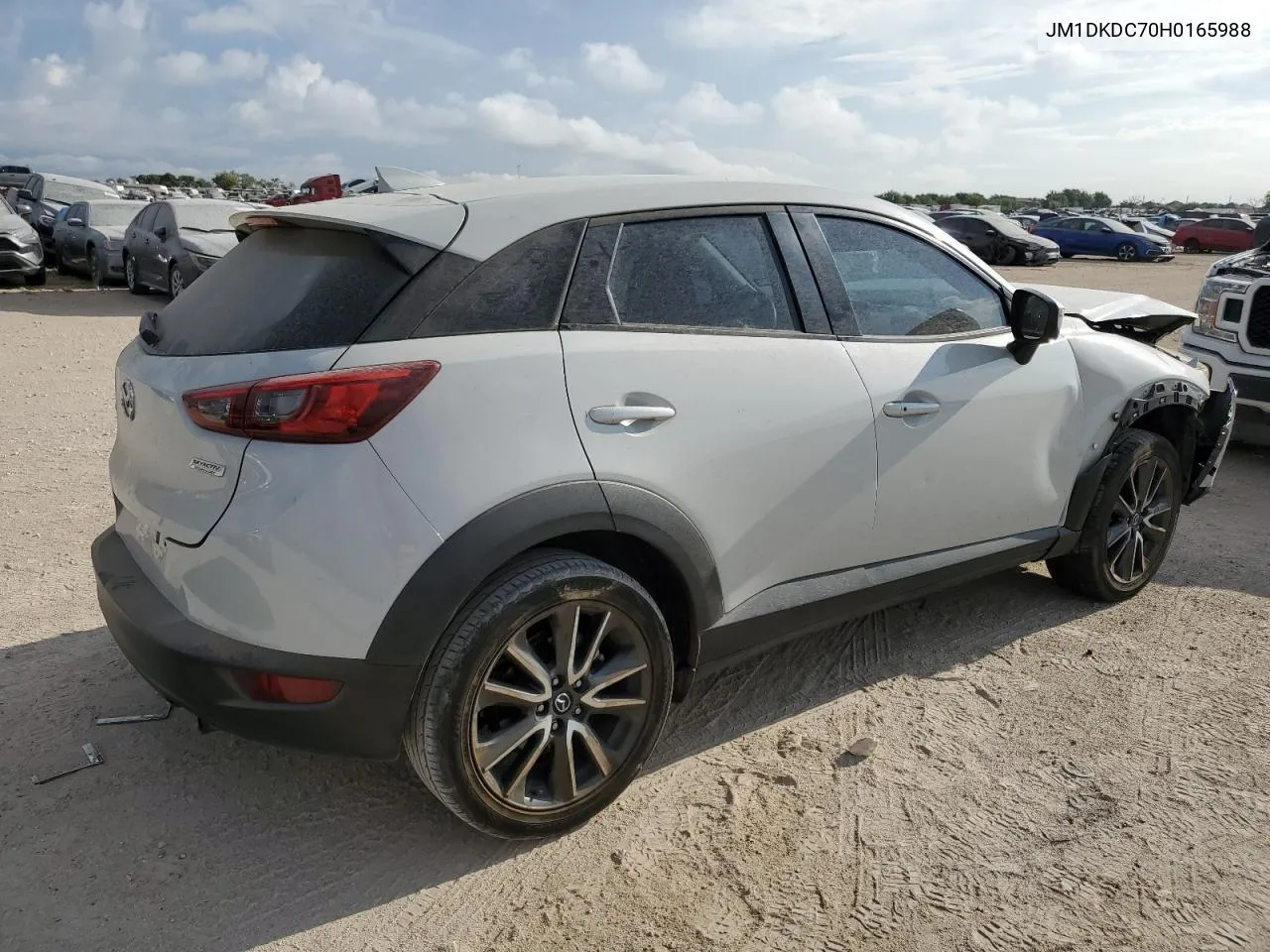 JM1DKDC70H0165988 2017 Mazda Cx-3 Touring