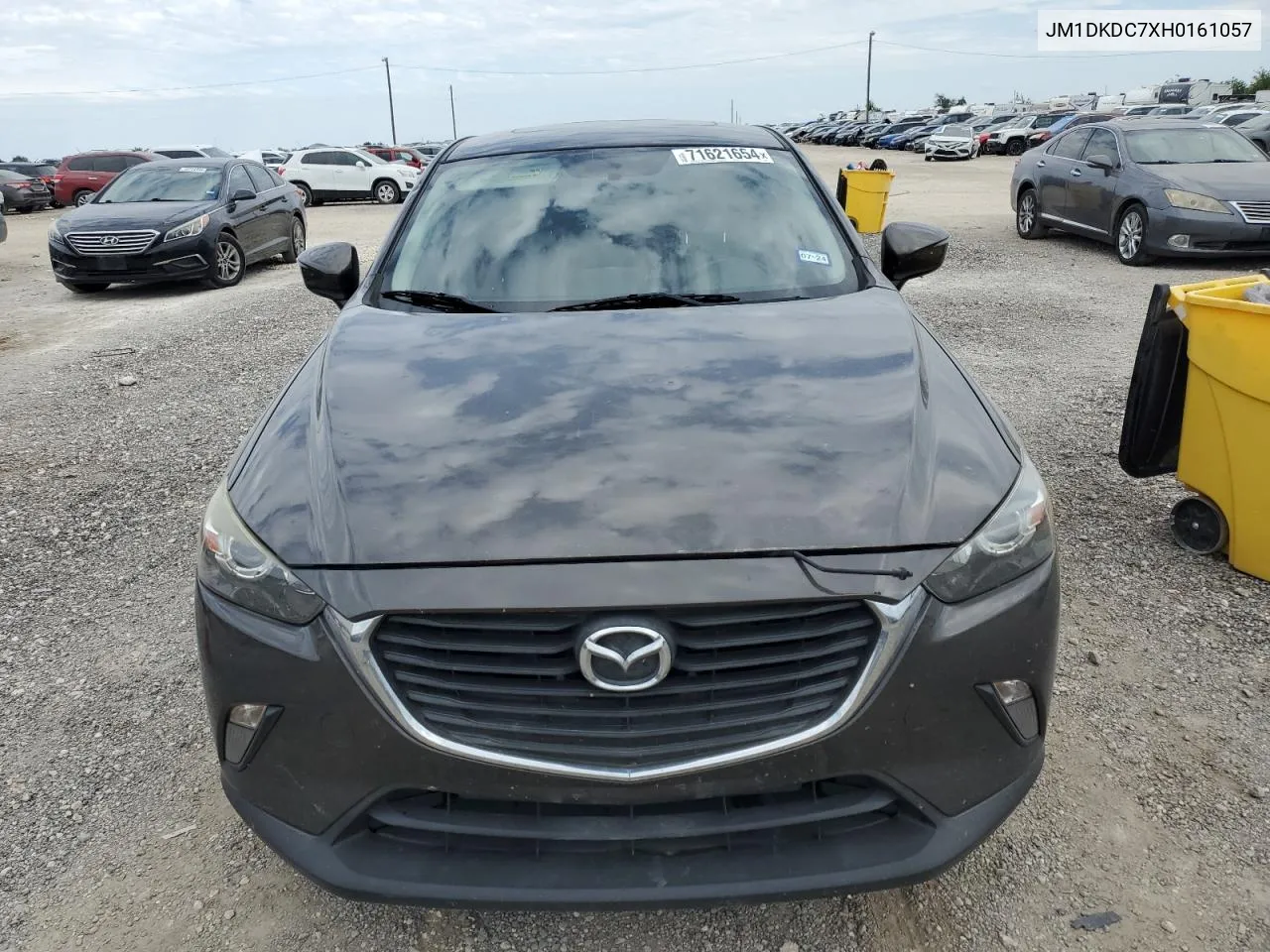 JM1DKDC7XH0161057 2017 Mazda Cx-3 Touring