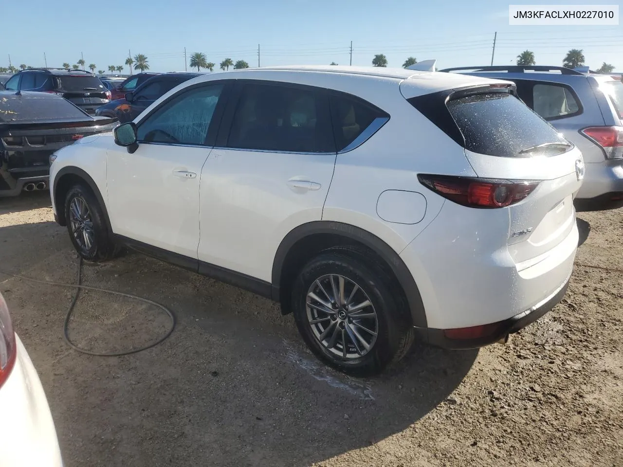 JM3KFACLXH0227010 2017 Mazda Cx-5 Touring