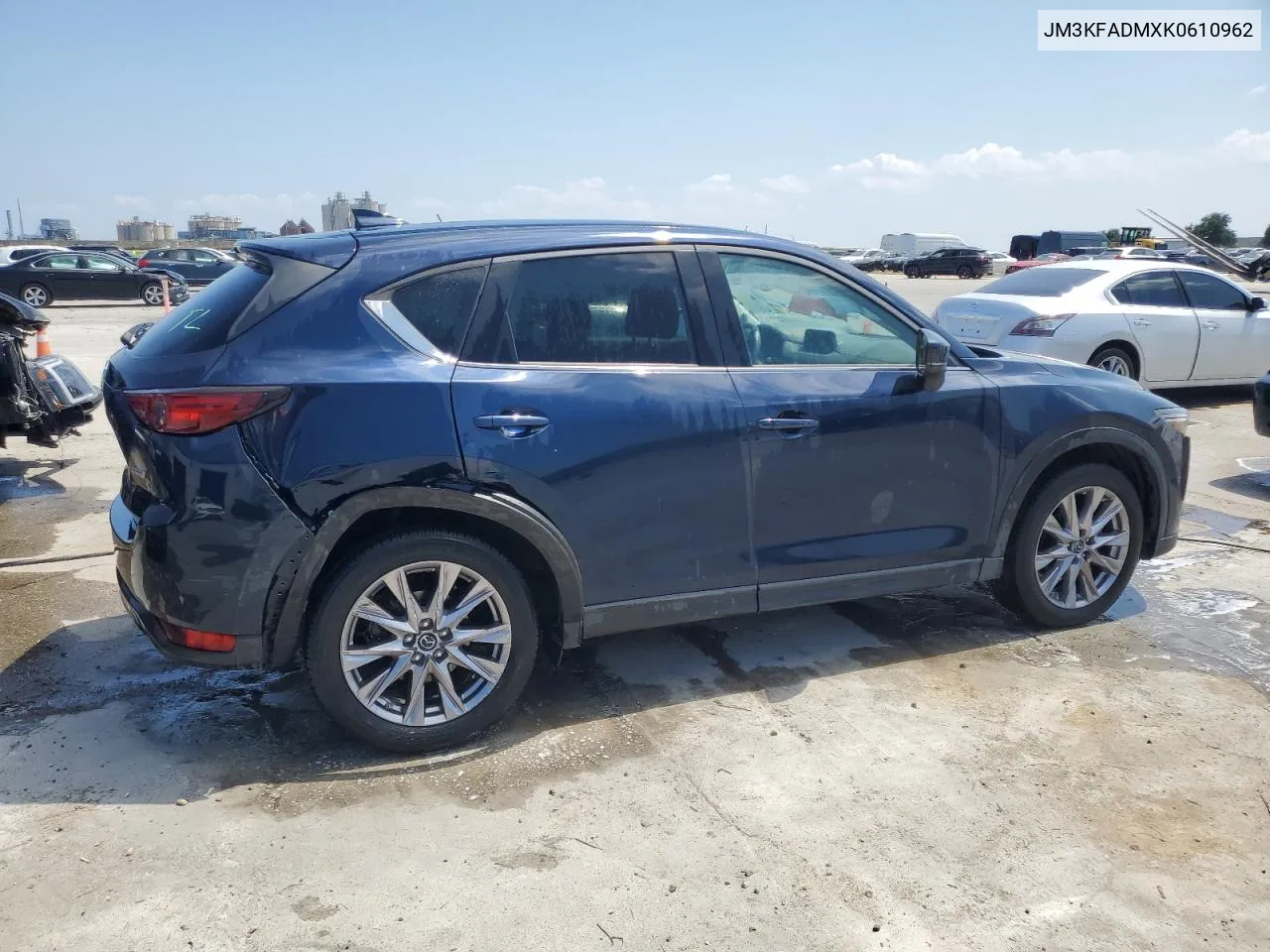 2019 Mazda Cx-5 Grand Touring VIN: JM3KFADMXK0610962 Lot: 68310014