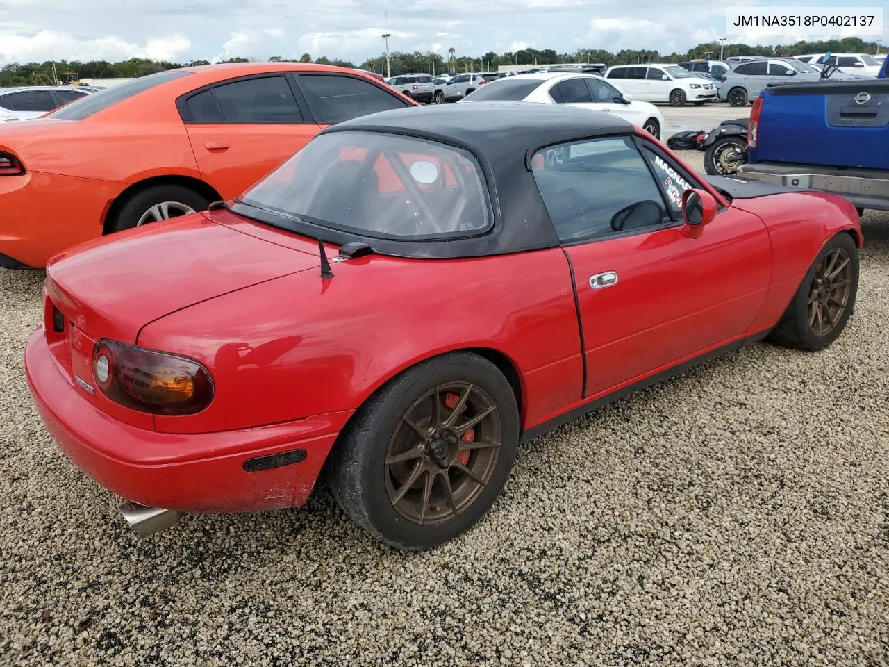 1993 Mazda Mx-5 Miata VIN: JM1NA3518P0402137 Lot: 74607934