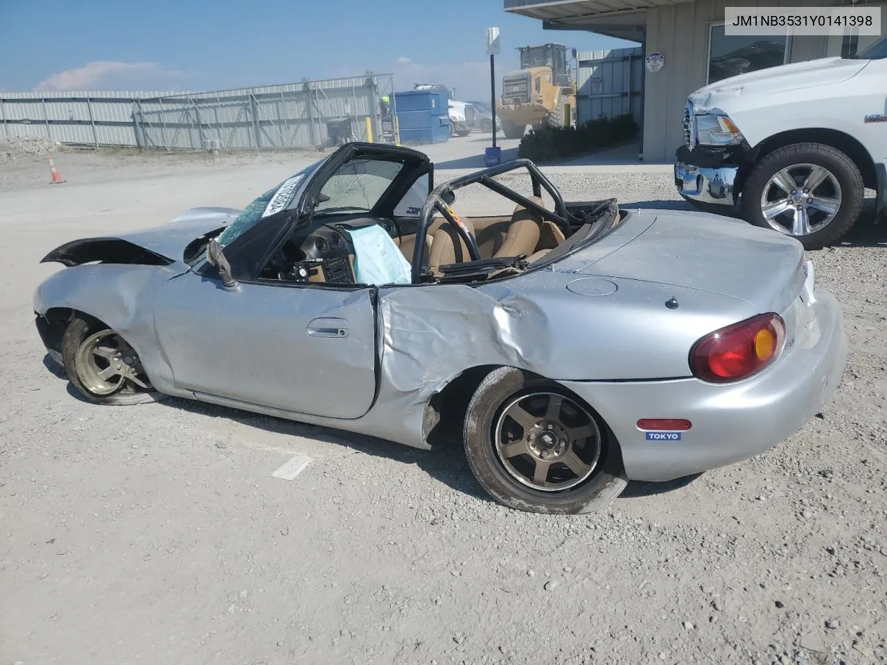 JM1NB3531Y0141398 2000 Mazda Mx-5 Miata Base