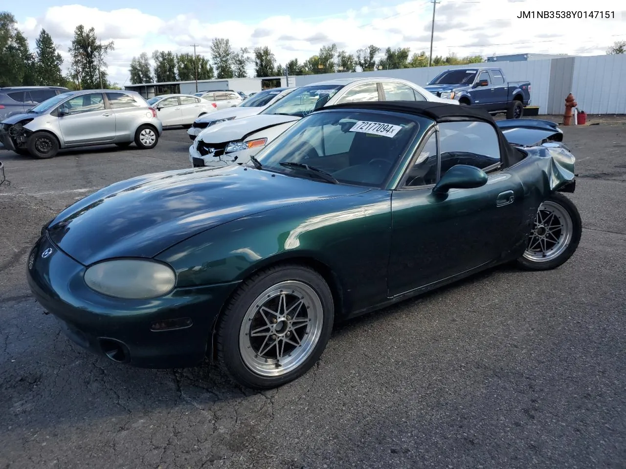 2000 Mazda Mx-5 Miata Base VIN: JM1NB3538Y0147151 Lot: 72177094