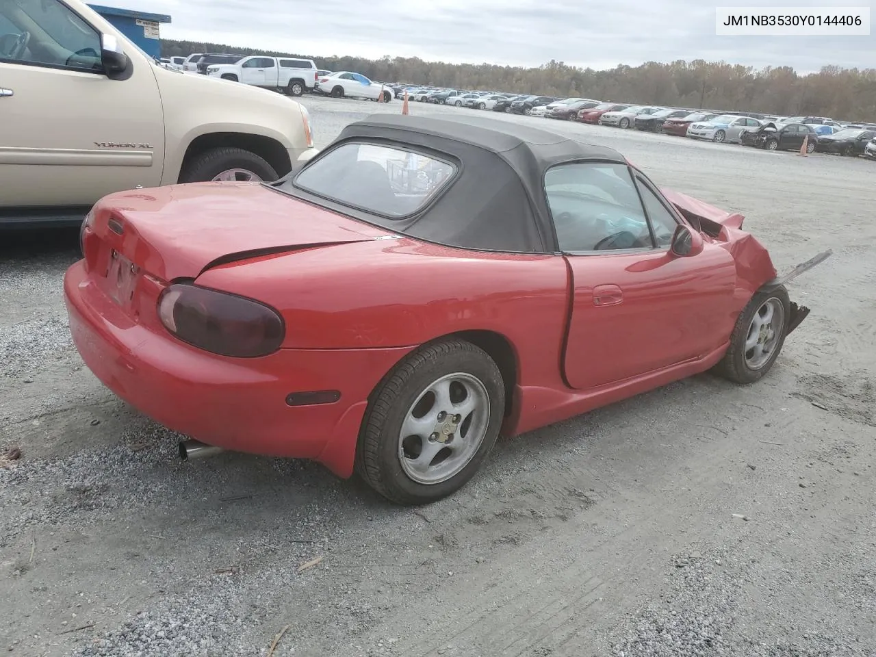 2000 Mazda Mx-5 Miata Base VIN: JM1NB3530Y0144406 Lot: 77655094