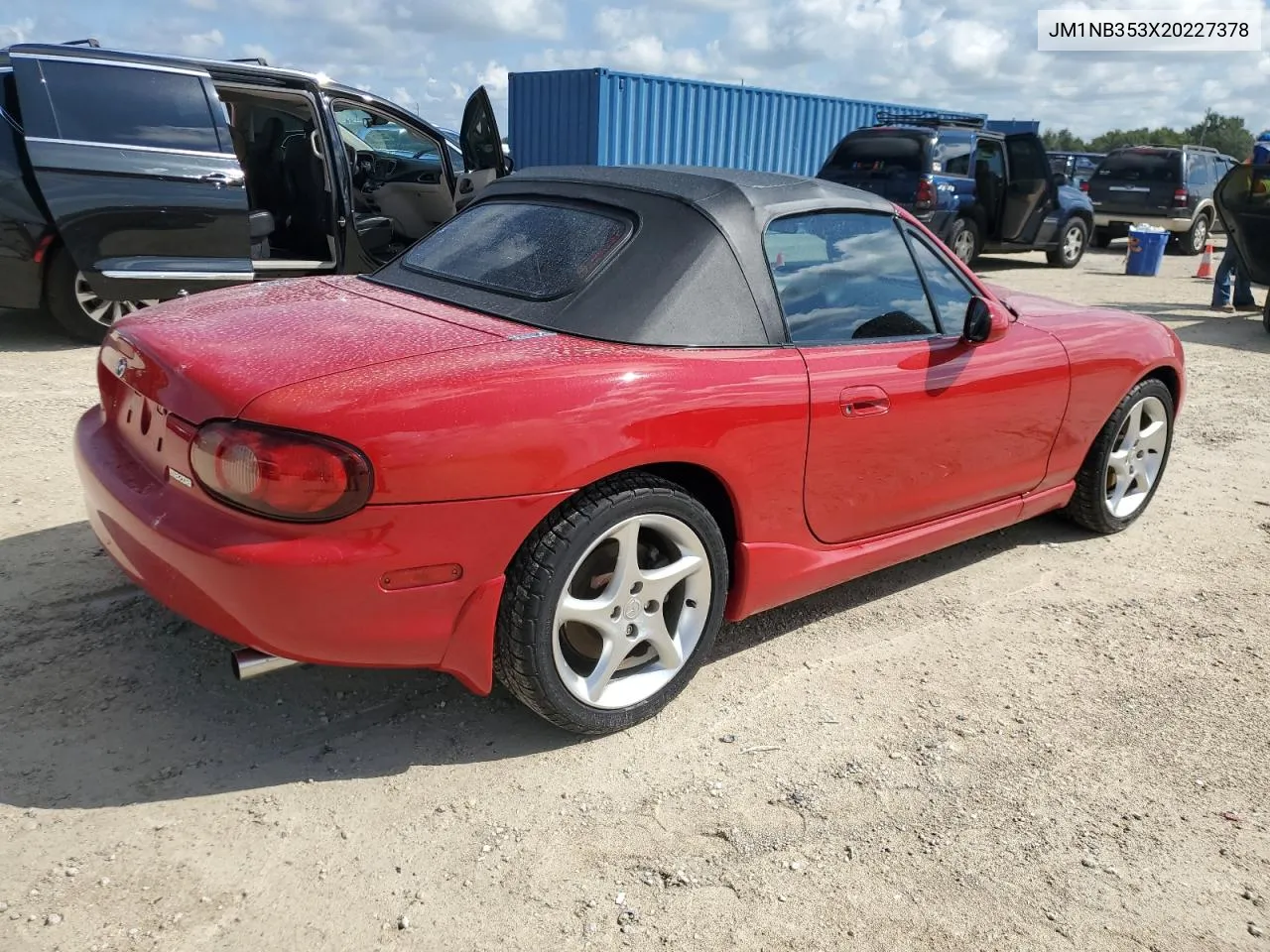 2002 Mazda Mx-5 Miata Base VIN: JM1NB353X20227378 Lot: 74112084