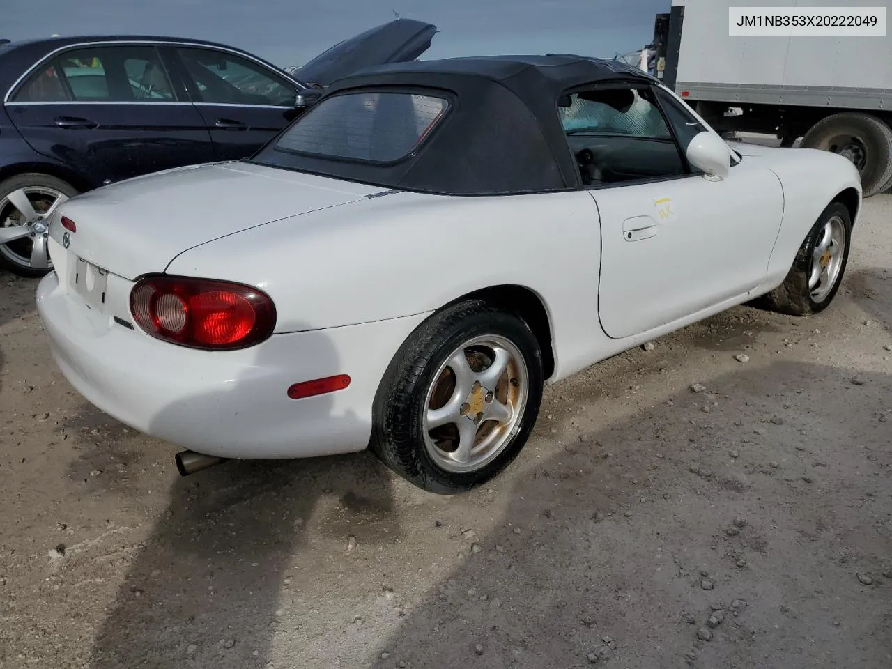 2002 Mazda Mx-5 Miata Base VIN: JM1NB353X20222049 Lot: 75404914