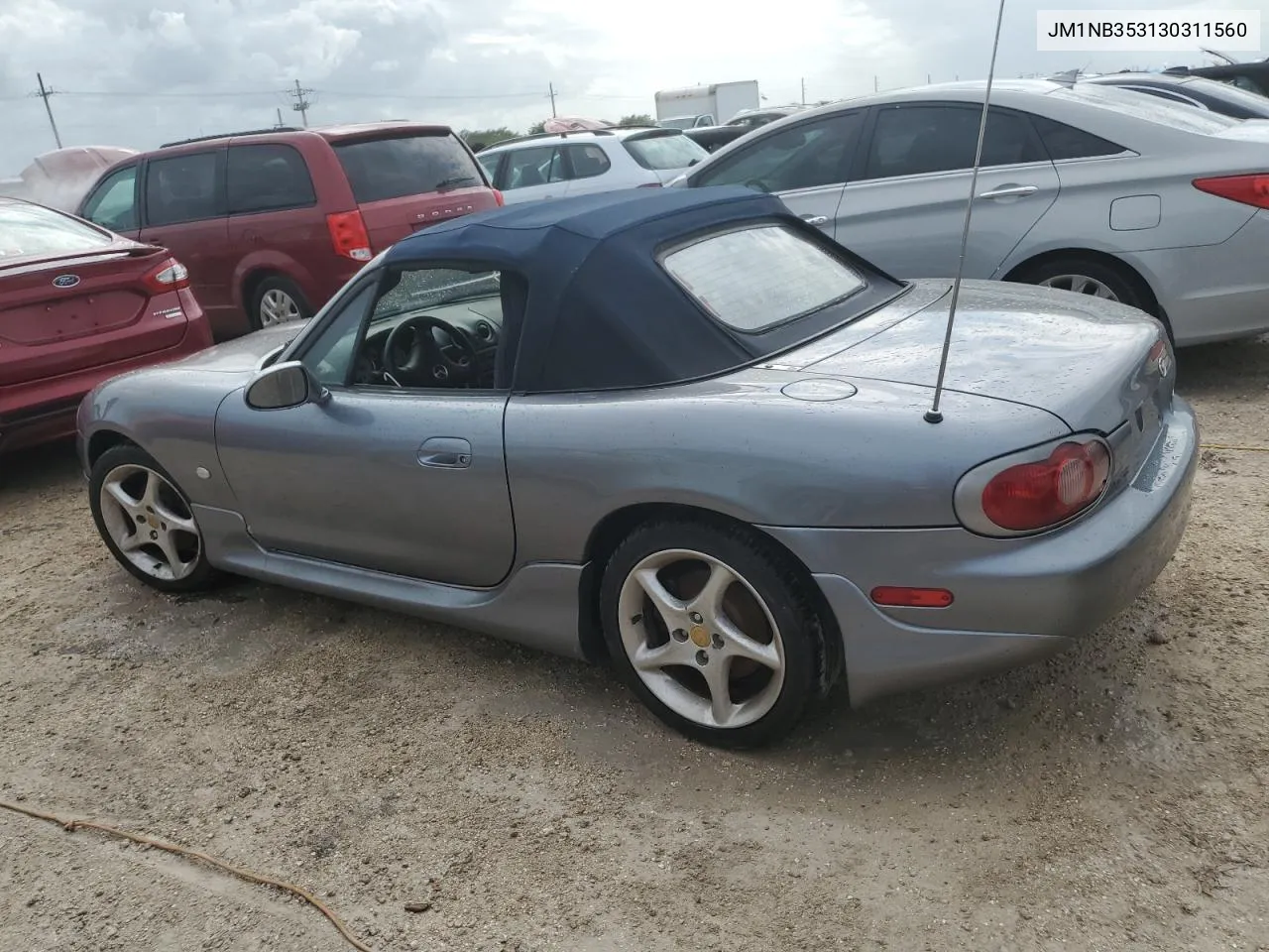 JM1NB353130311560 2003 Mazda Mx-5 Miata Base