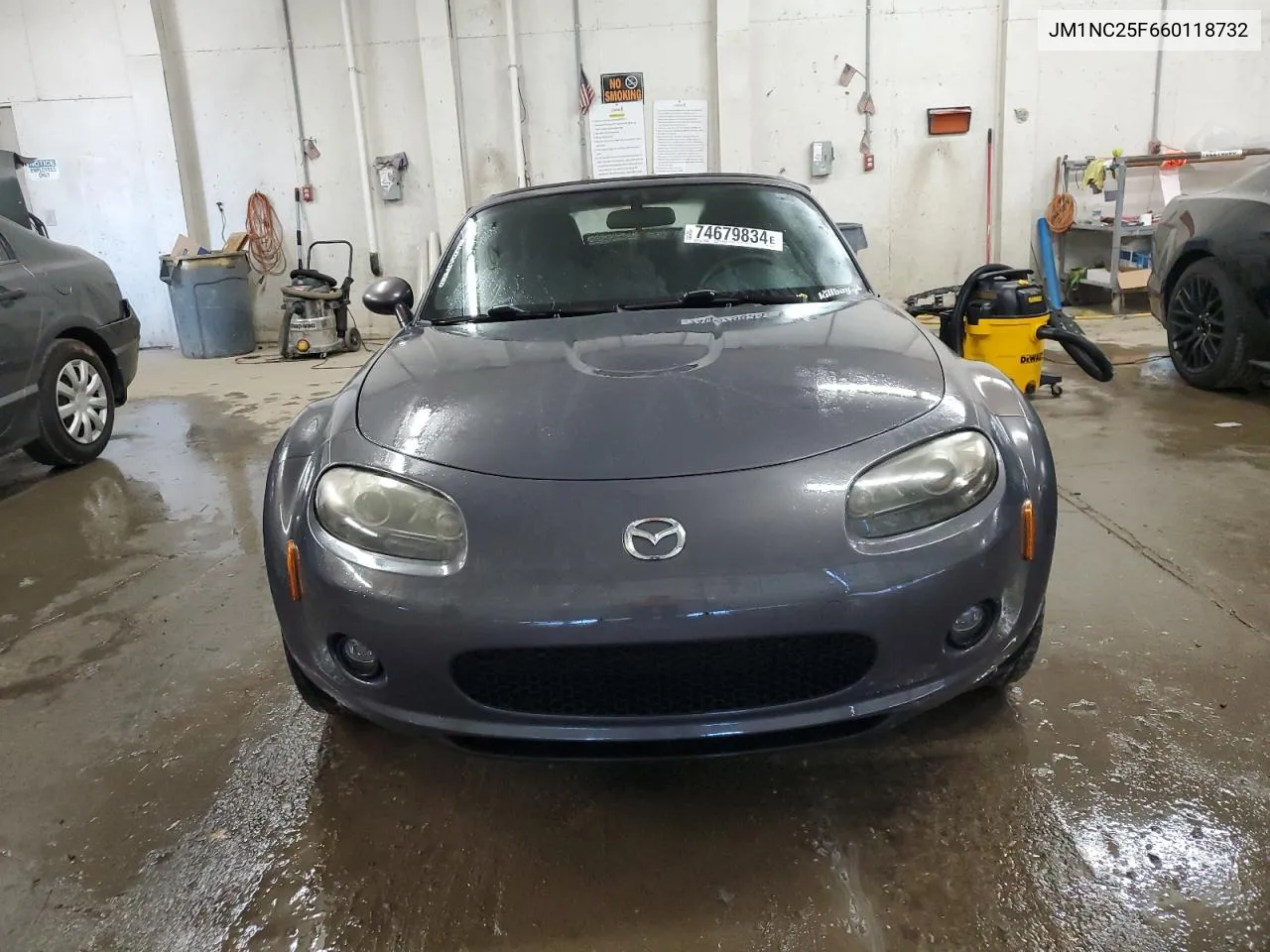 JM1NC25F660118732 2006 Mazda Mx-5 Miata