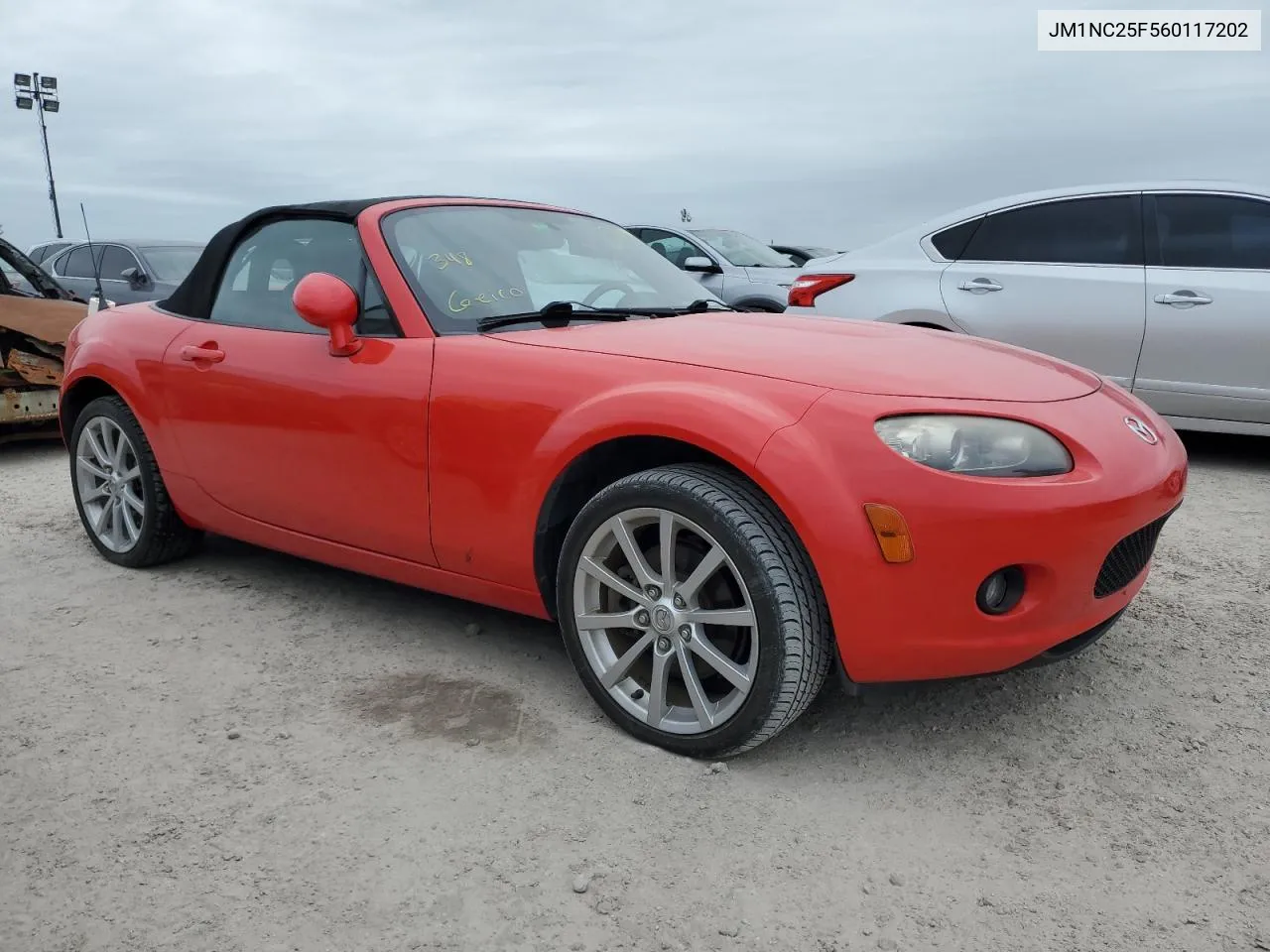 2006 Mazda Mx-5 Miata VIN: JM1NC25F560117202 Lot: 76904374