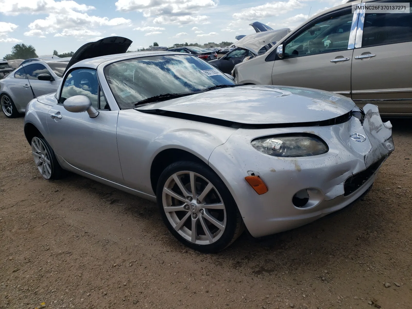 2007 Mazda Mx-5 Miata VIN: JM1NC26F370137271 Lot: 66772934