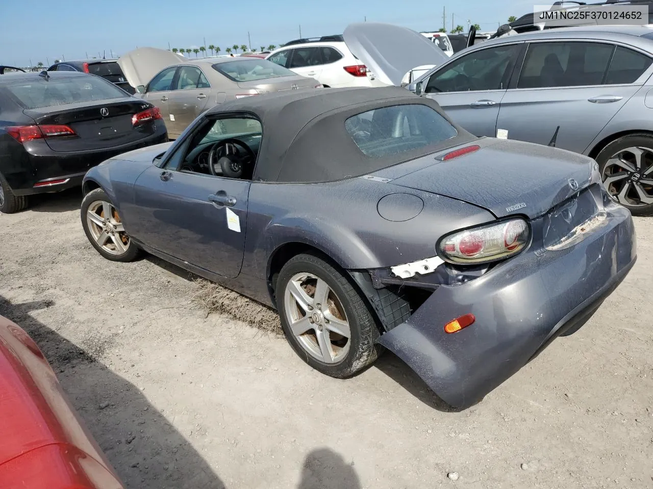 2007 Mazda Mx-5 Miata VIN: JM1NC25F370124652 Lot: 75323514