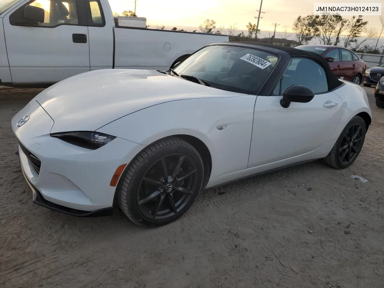 2017 Mazda Mx-5 Miata Club VIN: JM1NDAC73H0124123 Lot: 76392804