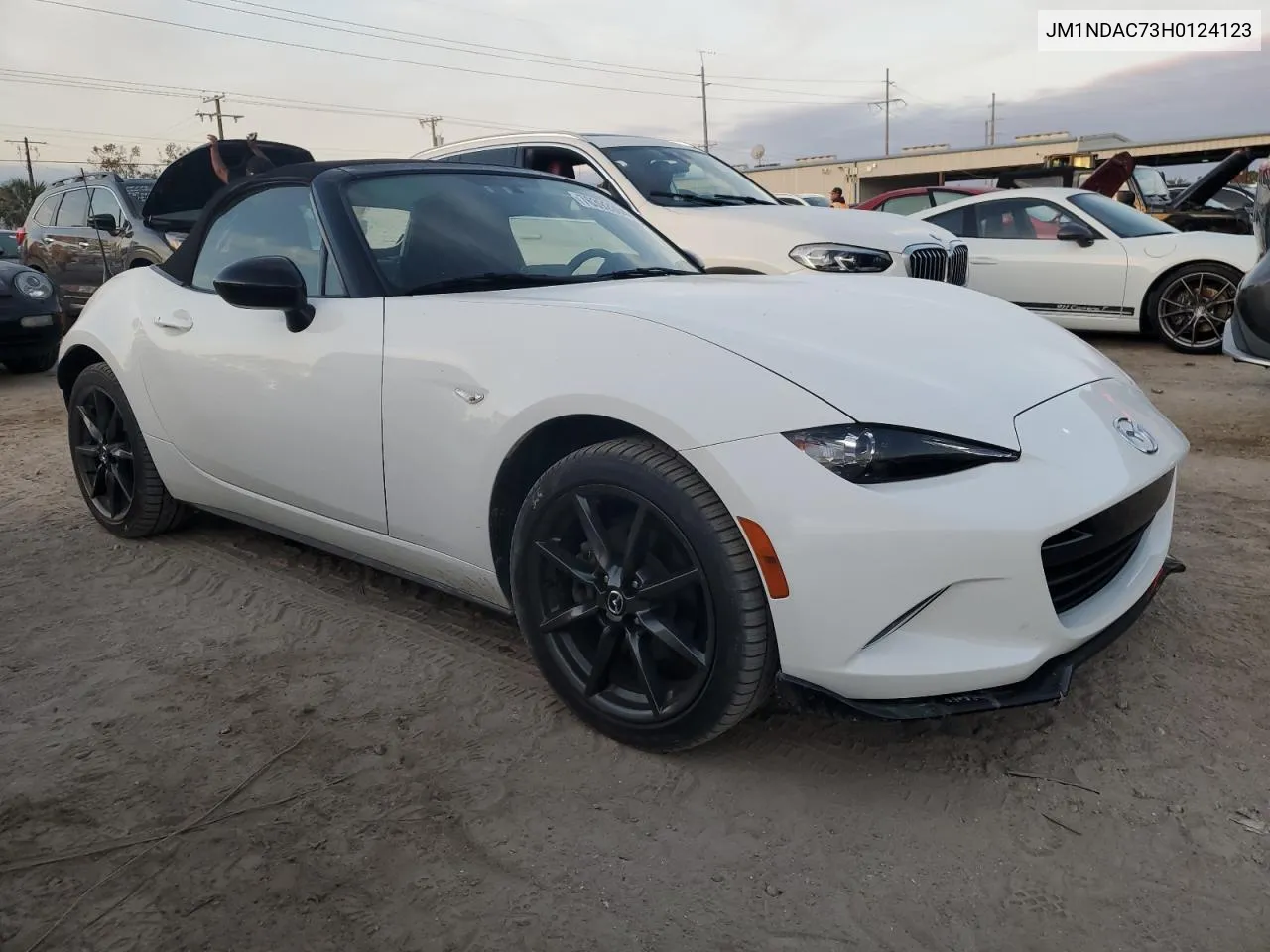 2017 Mazda Mx-5 Miata Club VIN: JM1NDAC73H0124123 Lot: 76392804