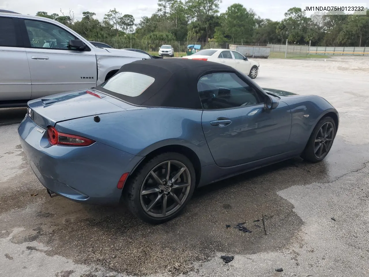 2017 Mazda Mx-5 Miata Grand Touring VIN: JM1NDAD75H0123232 Lot: 77967024