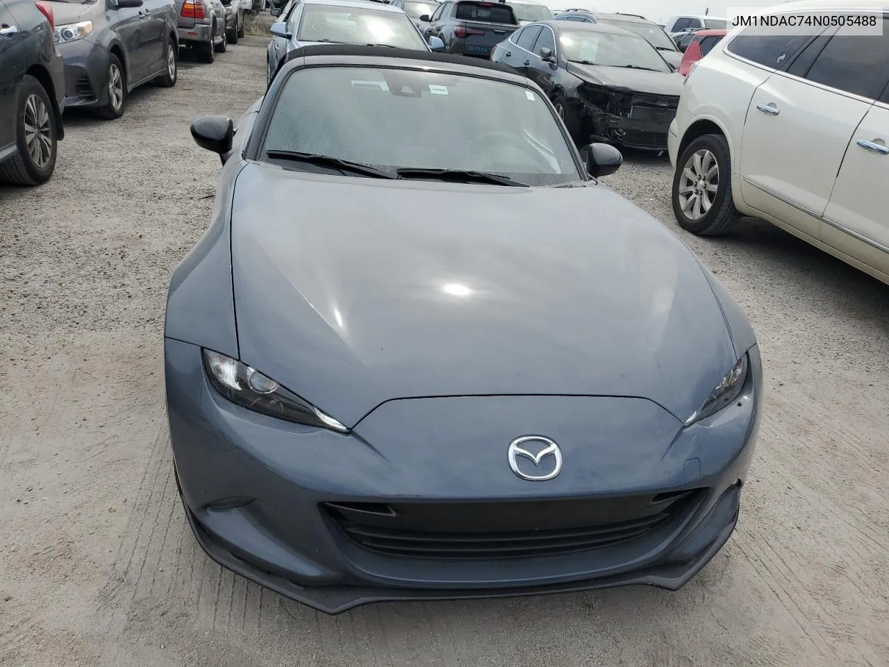 2022 Mazda Mx-5 Miata Club VIN: JM1NDAC74N0505488 Lot: 75134384