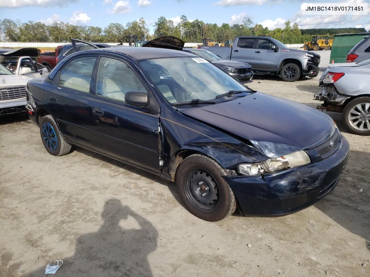 1997 Mazda Protege Dx VIN: JM1BC1418V0171451 Lot: 72309444