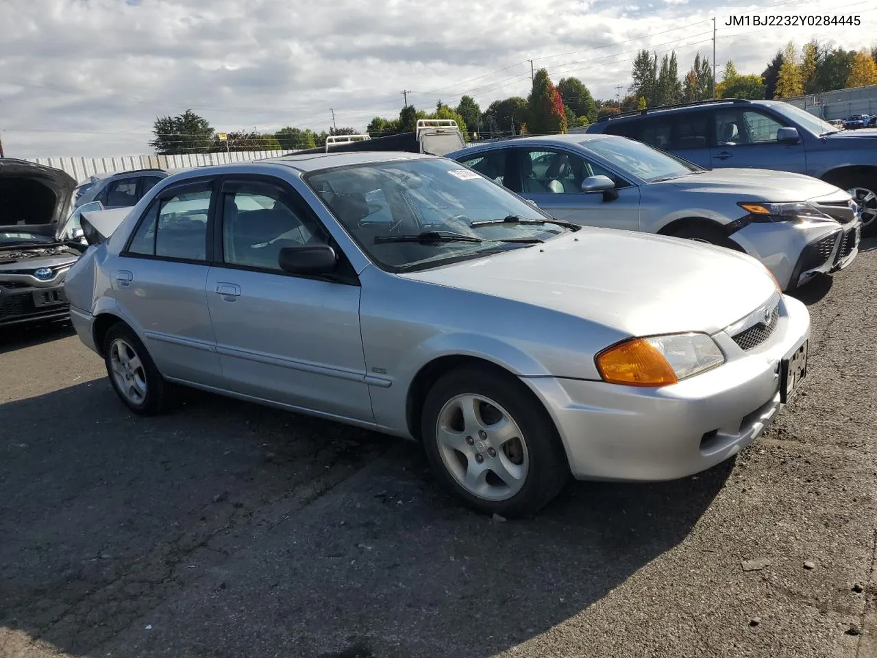 2000 Mazda Protege Es VIN: JM1BJ2232Y0284445 Lot: 75312804