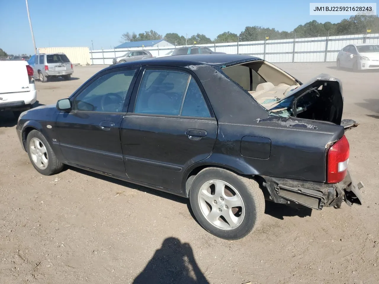 2002 Mazda Protege Dx VIN: JM1BJ225921628243 Lot: 77122254