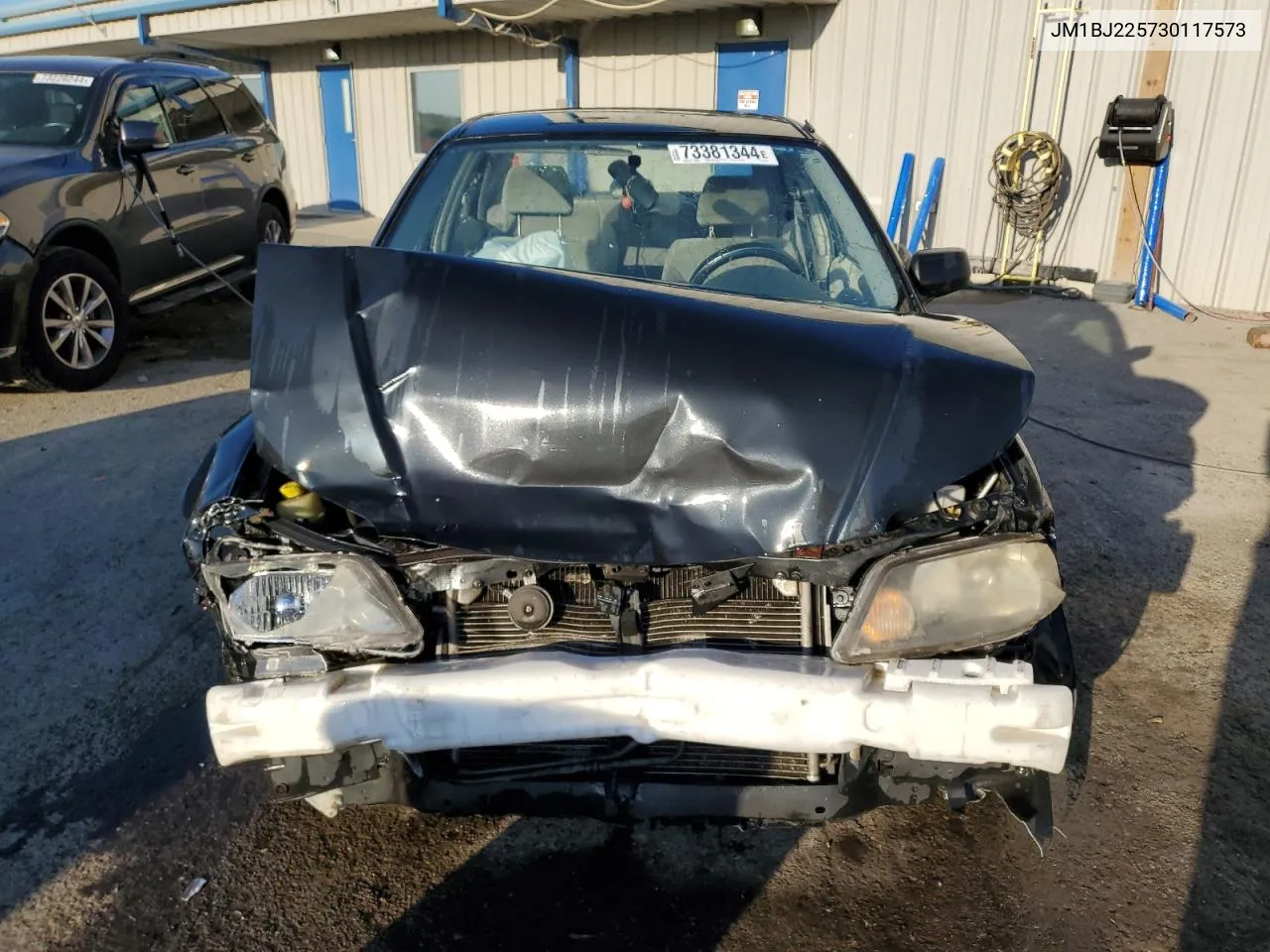 JM1BJ225730117573 2003 Mazda Protege Dx