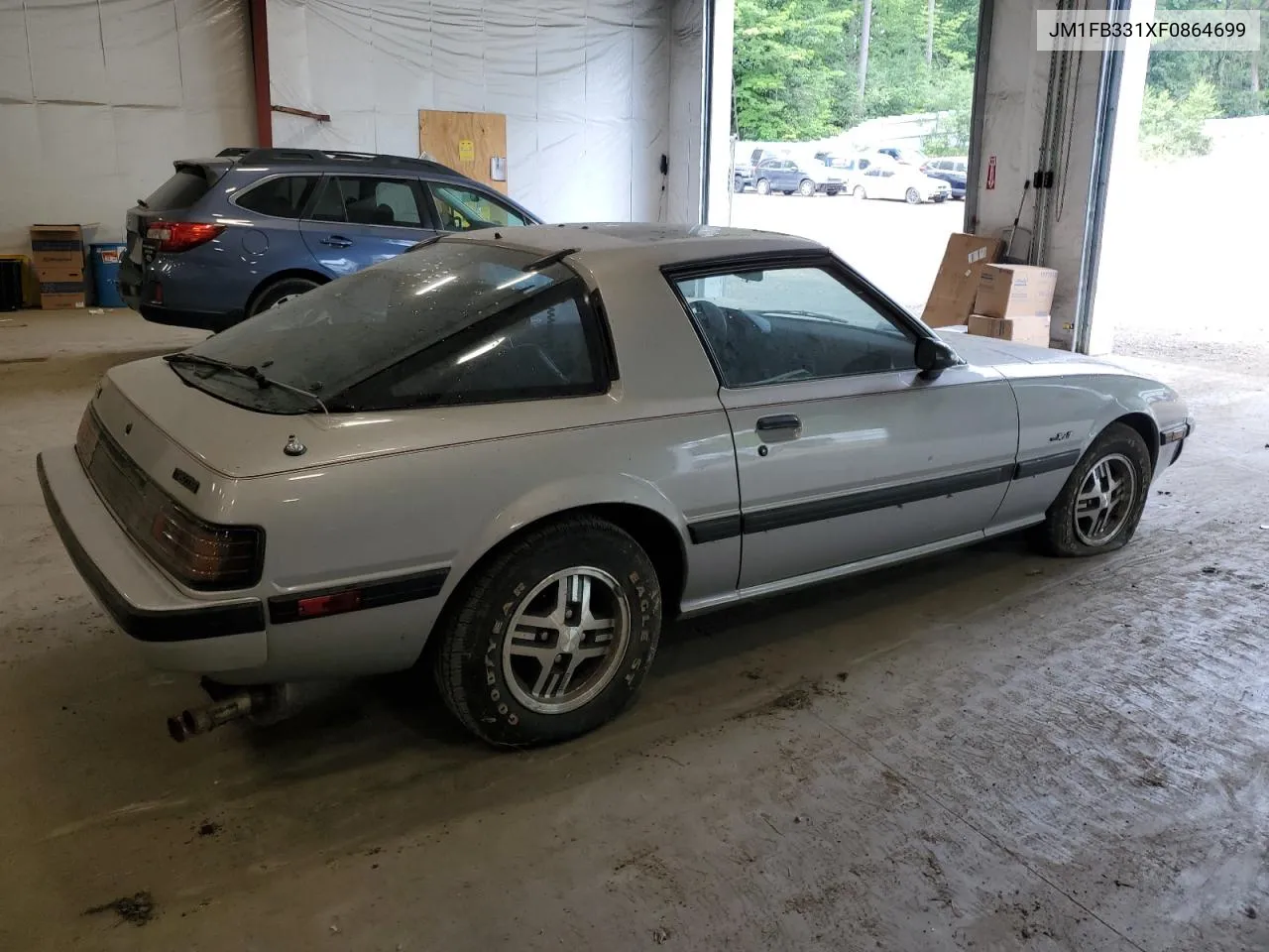 1985 Mazda Rx7 12A VIN: JM1FB331XF0864699 Lot: 62039604