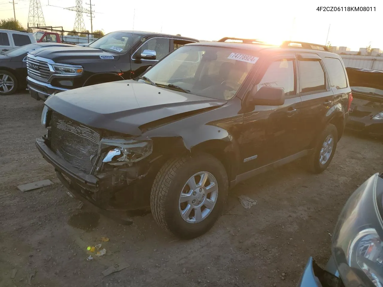 4F2CZ06118KM08011 2008 Mazda Tribute S