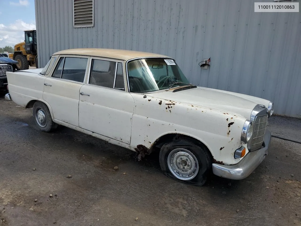 1966 Mercedes-Benz 230 VIN: 11001112010863 Lot: 71629894