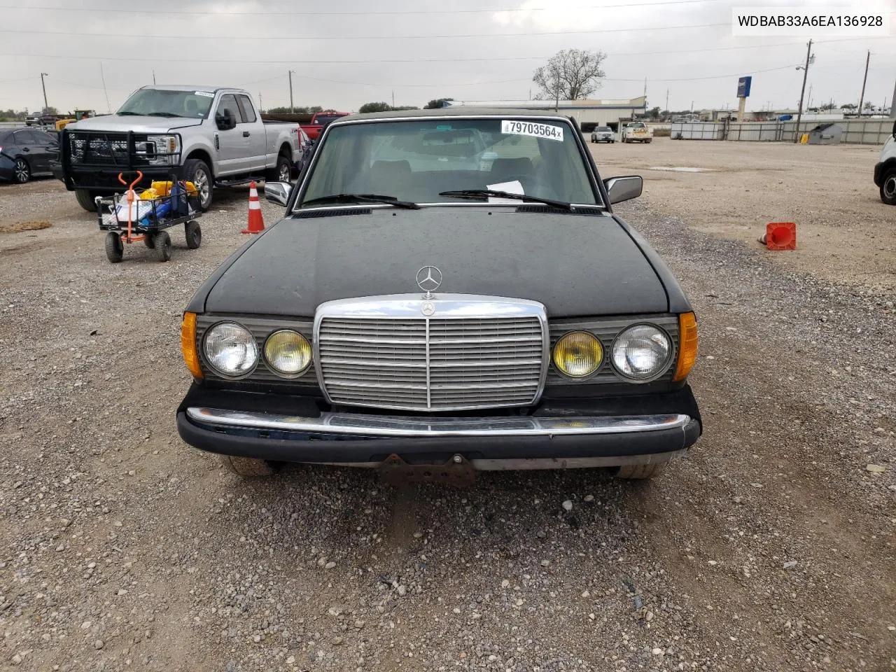 1984 Mercedes-Benz 300 Dt VIN: WDBAB33A6EA136928 Lot: 79703564