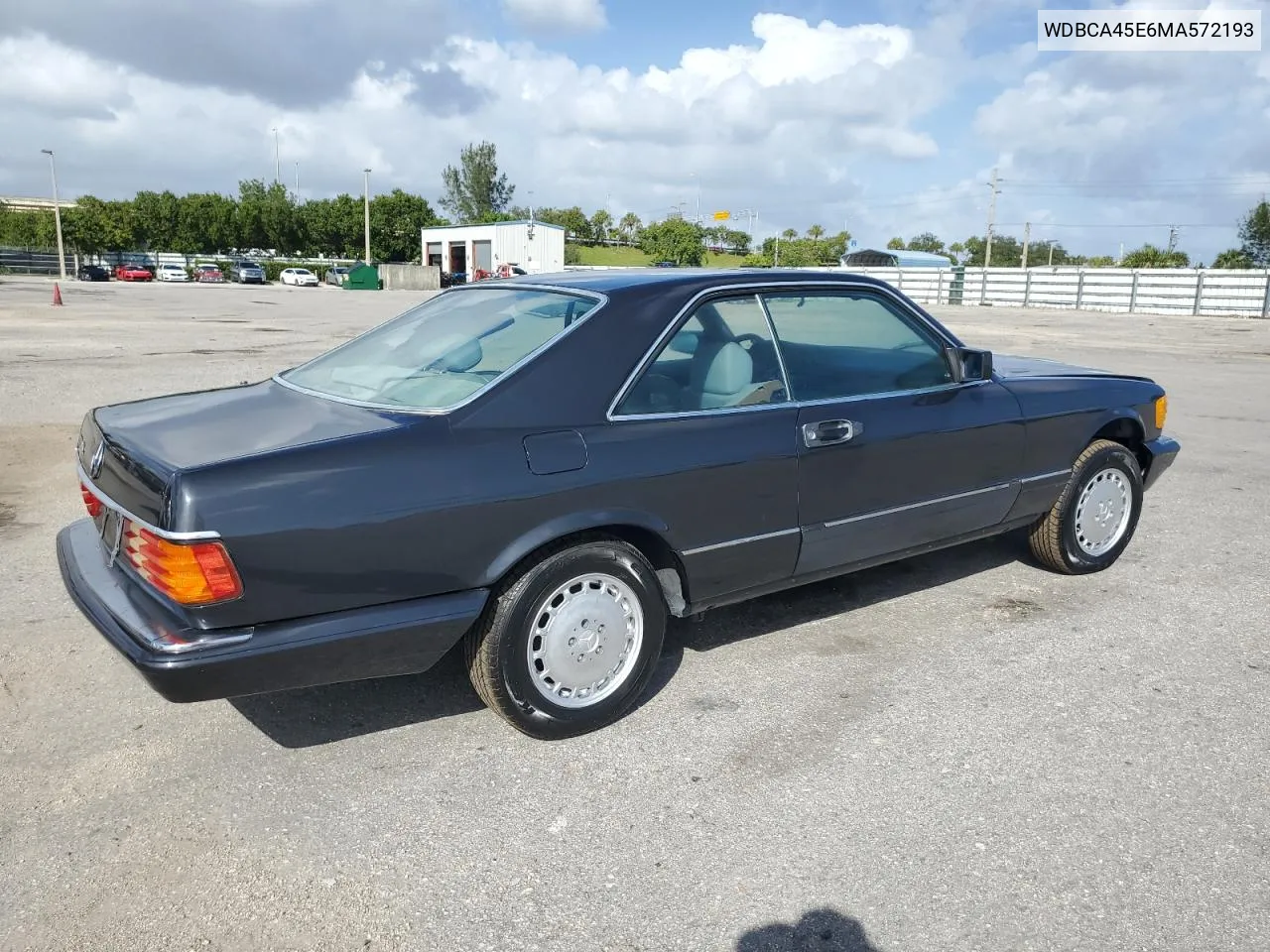 1991 Mercedes-Benz 560 Sec VIN: WDBCA45E6MA572193 Lot: 79191754