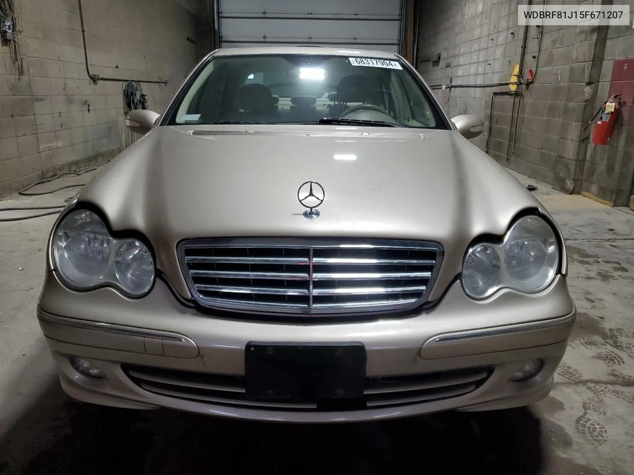 2005 Mercedes-Benz C 240 4Matic VIN: WDBRF81J15F671207 Lot: 68317904