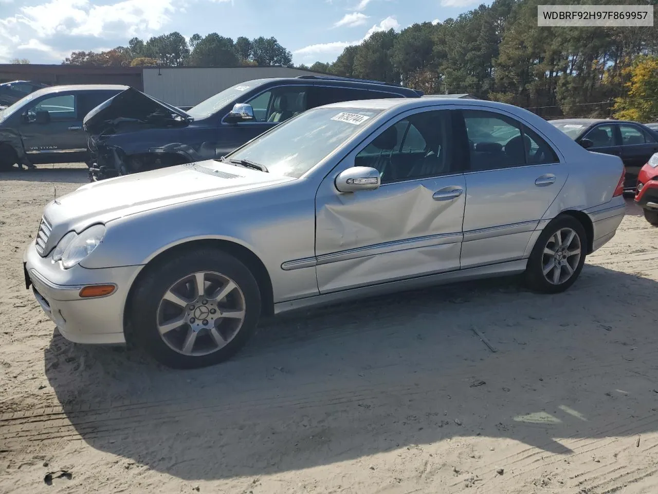 2007 Mercedes-Benz C 280 4Matic VIN: WDBRF92H97F869957 Lot: 76792744