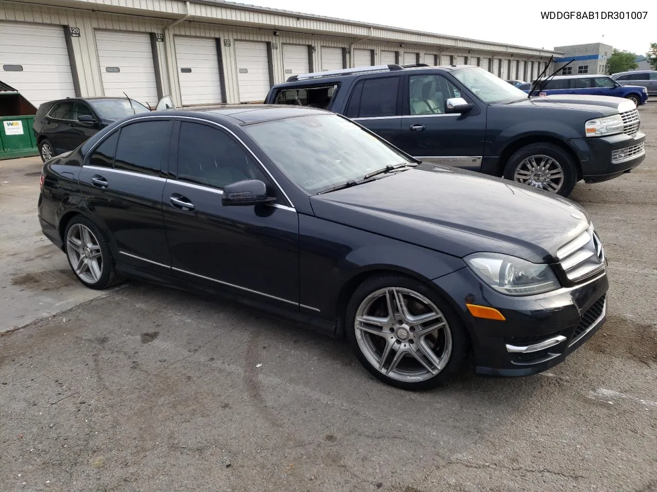 2013 Mercedes-Benz C 300 4Matic VIN: WDDGF8AB1DR301007 Lot: 59327684