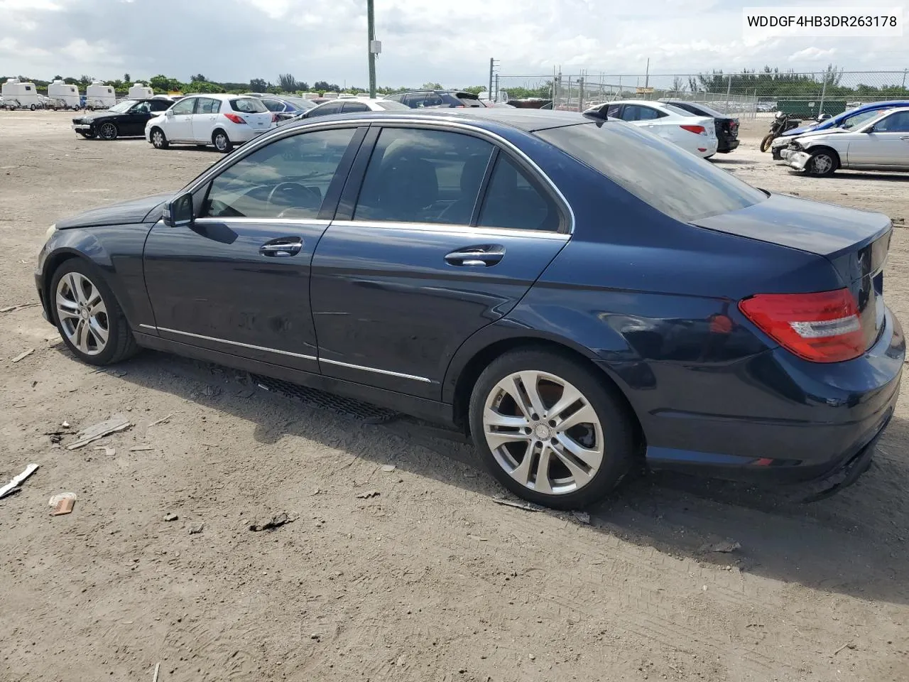 2013 Mercedes-Benz C 250 VIN: WDDGF4HB3DR263178 Lot: 62047514