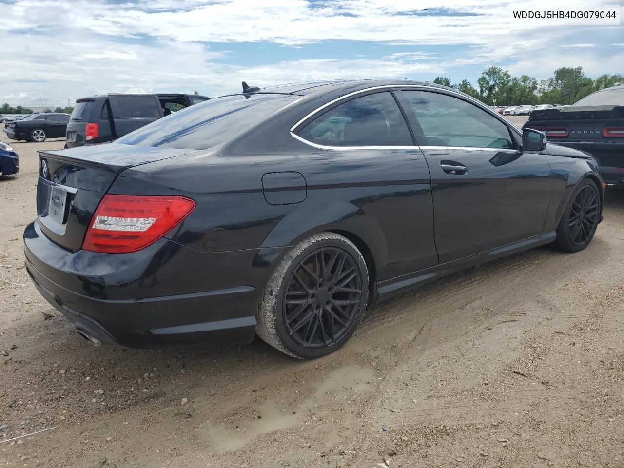 2013 Mercedes-Benz C 350 VIN: WDDGJ5HB4DG079044 Lot: 69685264