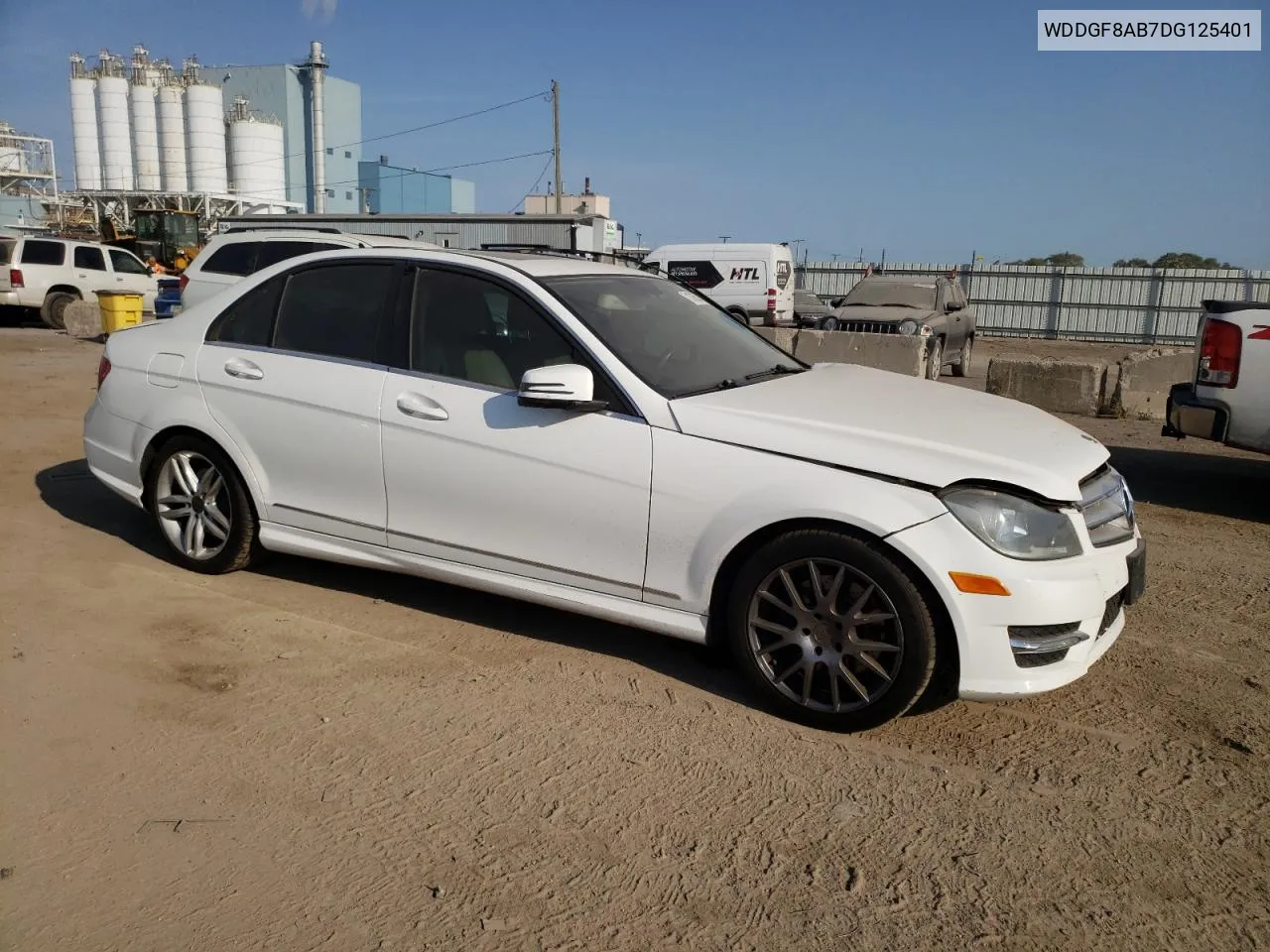 2013 Mercedes-Benz C 300 4Matic VIN: WDDGF8AB7DG125401 Lot: 71078504