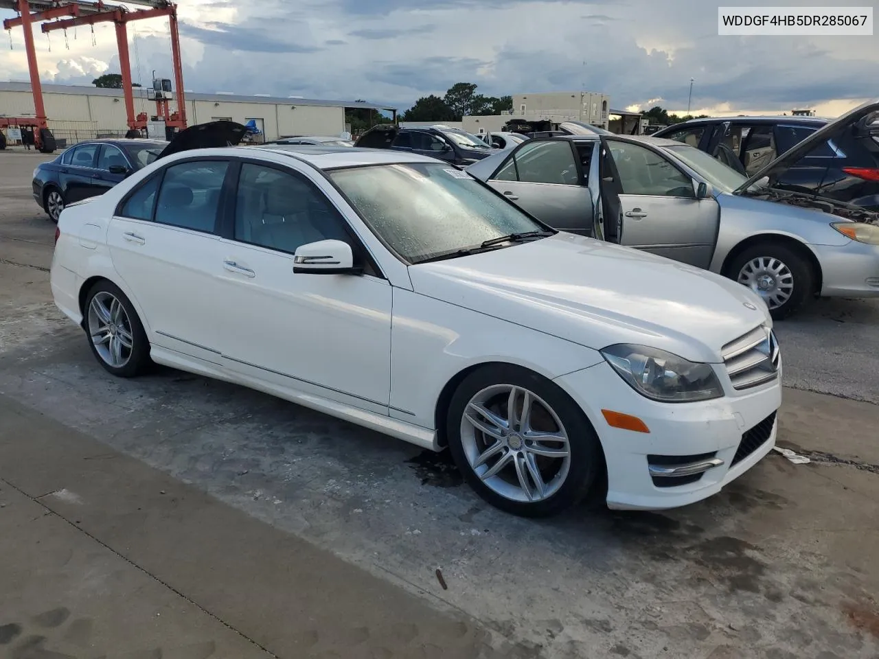 2013 Mercedes-Benz C 250 VIN: WDDGF4HB5DR285067 Lot: 73856274