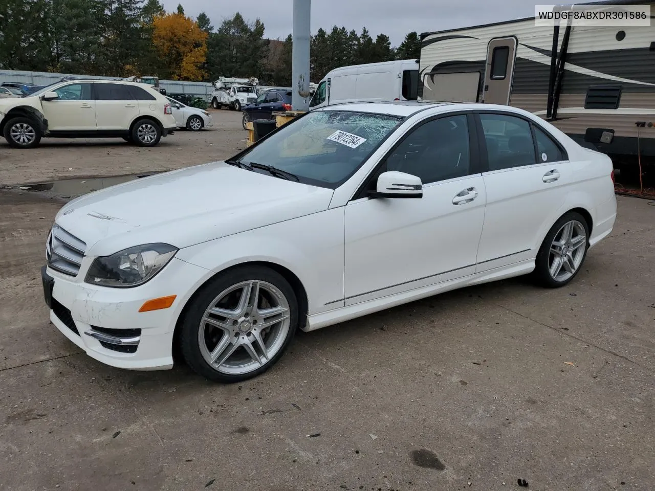 2013 Mercedes-Benz C 300 4Matic VIN: WDDGF8ABXDR301586 Lot: 79012264