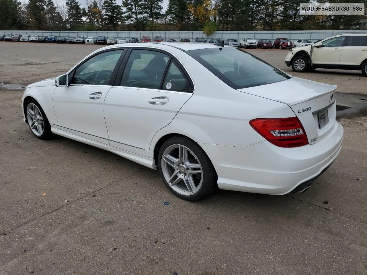 2013 Mercedes-Benz C 300 4Matic VIN: WDDGF8ABXDR301586 Lot: 79012264