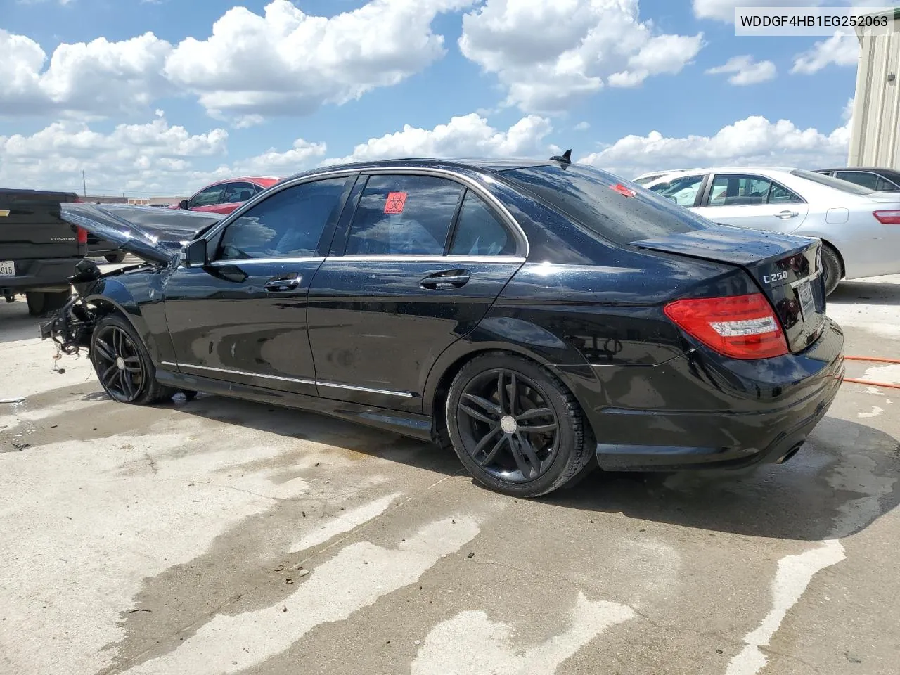 2014 Mercedes-Benz C 250 VIN: WDDGF4HB1EG252063 Lot: 69659084