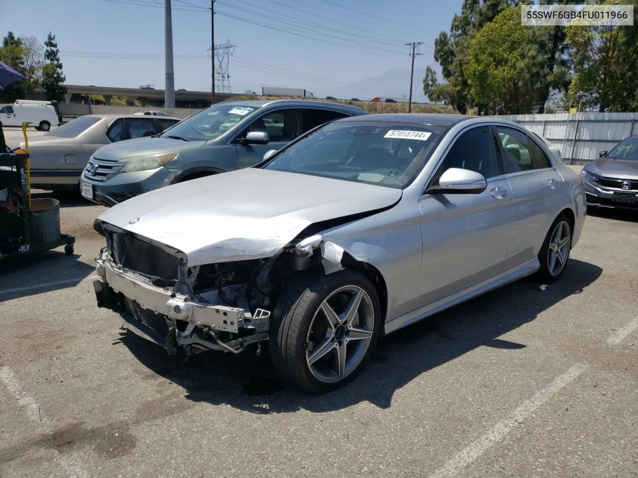 2015 Mercedes-Benz C 400 4Matic VIN: 55SWF6GB4FU011966 Lot: 57058744