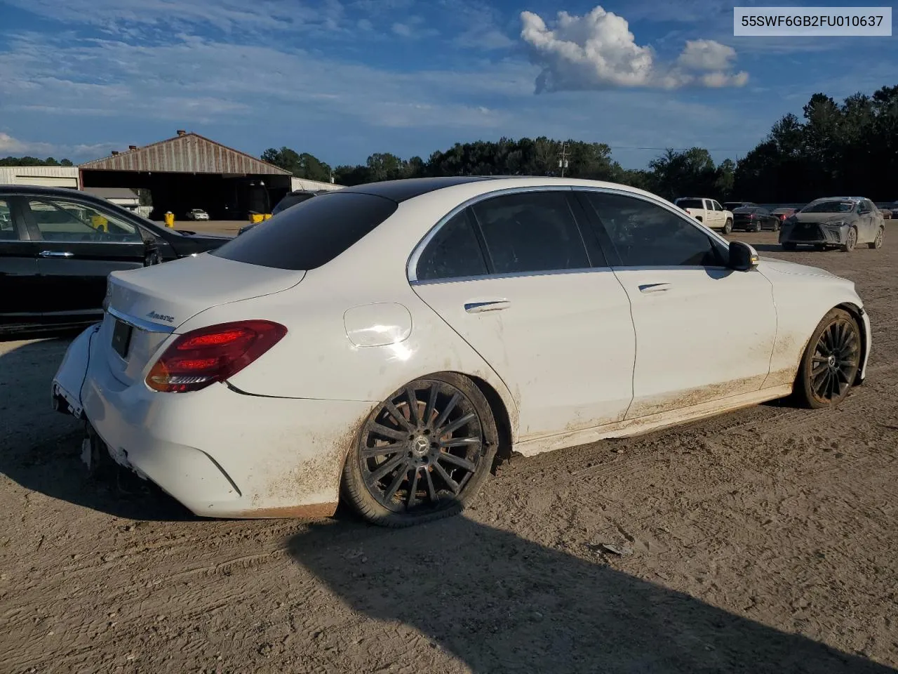 2015 Mercedes-Benz C 400 4Matic VIN: 55SWF6GB2FU010637 Lot: 73614924