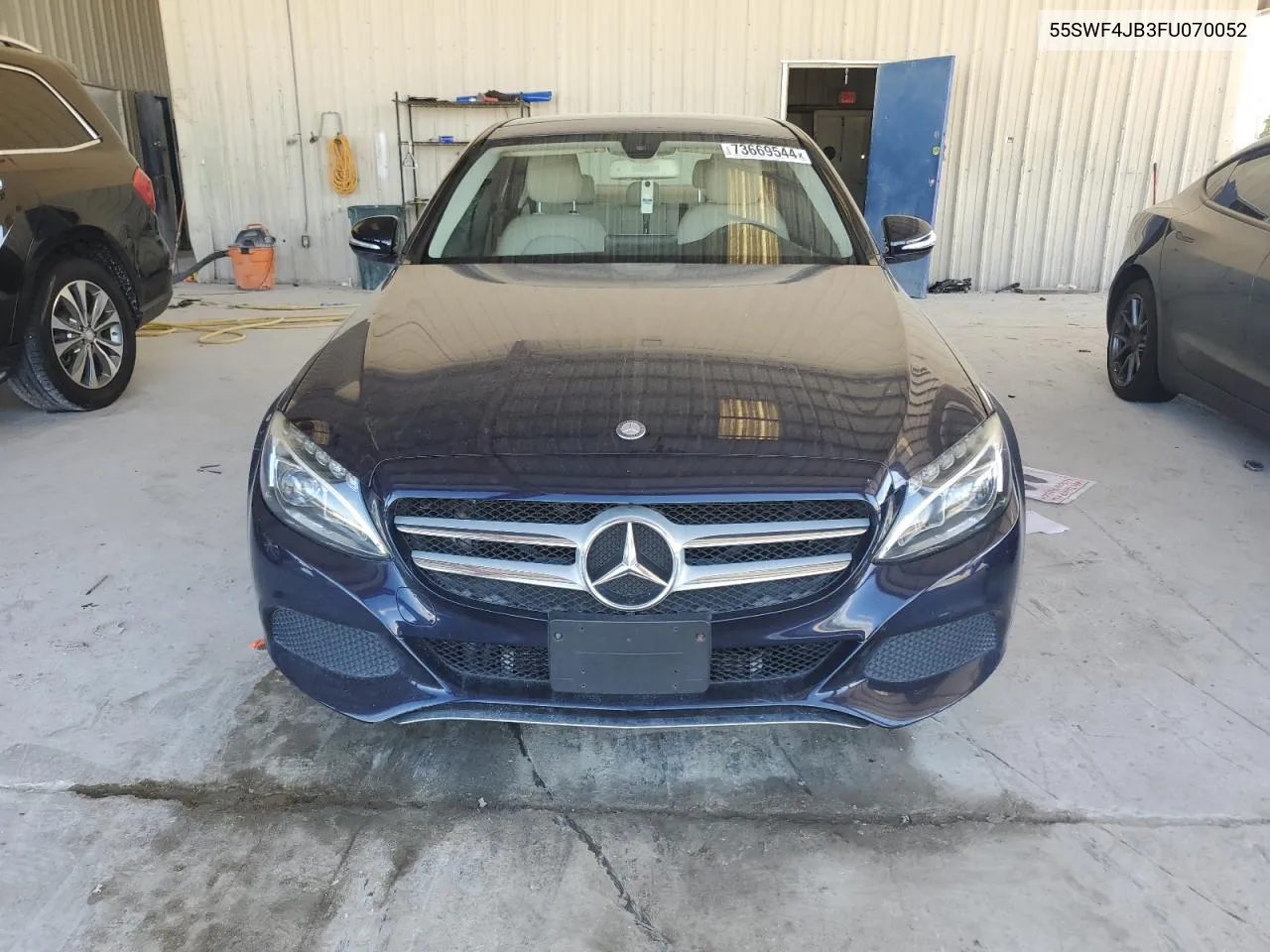 2015 Mercedes-Benz C 300 VIN: 55SWF4JB3FU070052 Lot: 73669544