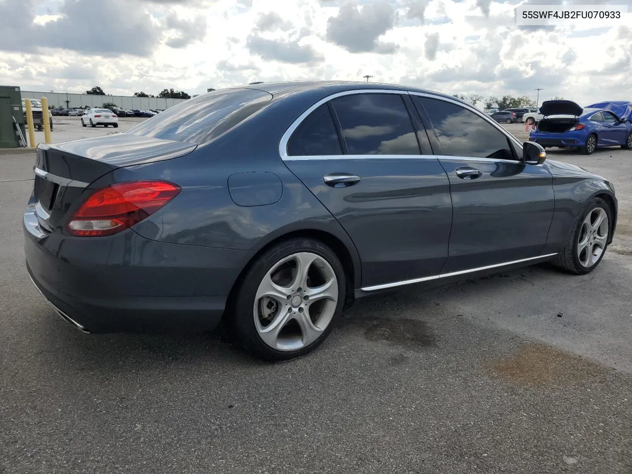 2015 Mercedes-Benz C 300 VIN: 55SWF4JB2FU070933 Lot: 74573054