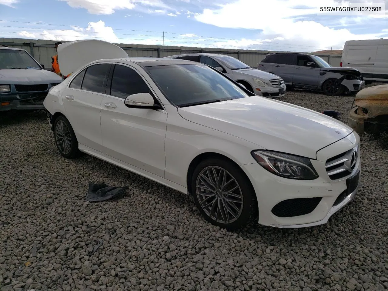 2015 Mercedes-Benz C 400 4Matic VIN: 55SWF6GBXFU027508 Lot: 74713564